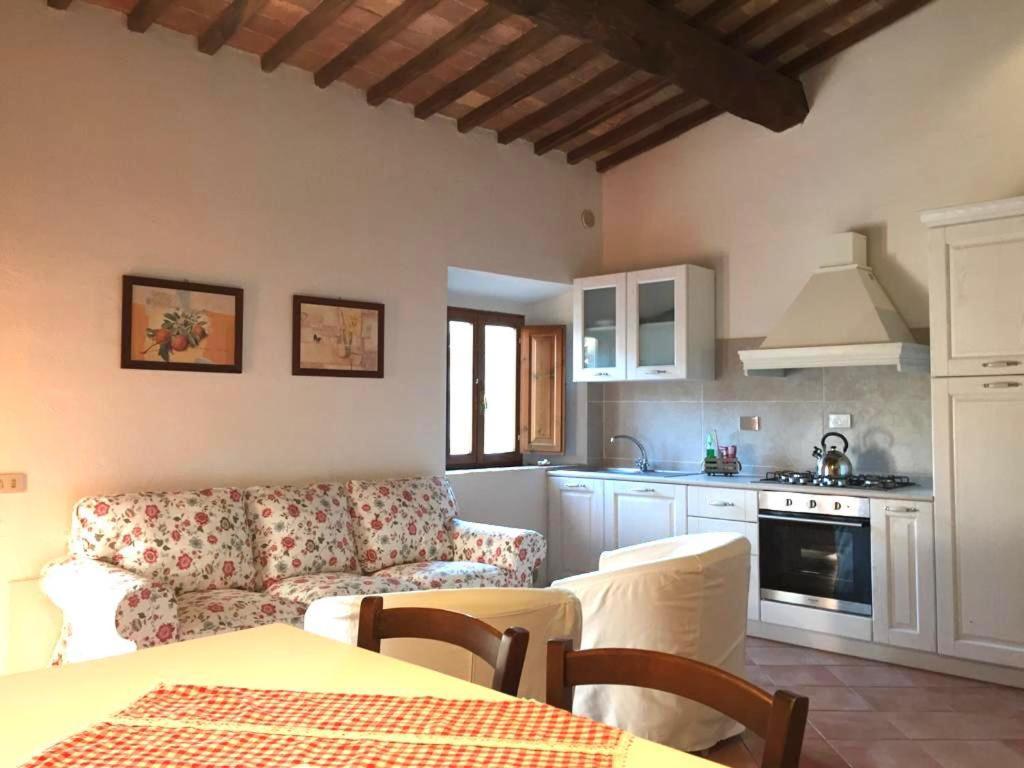 Agriturismo Il Canneto Casole dʼElsa Kültér fotó
