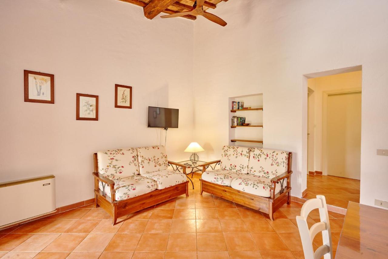 Agriturismo Il Canneto Casole dʼElsa Kültér fotó