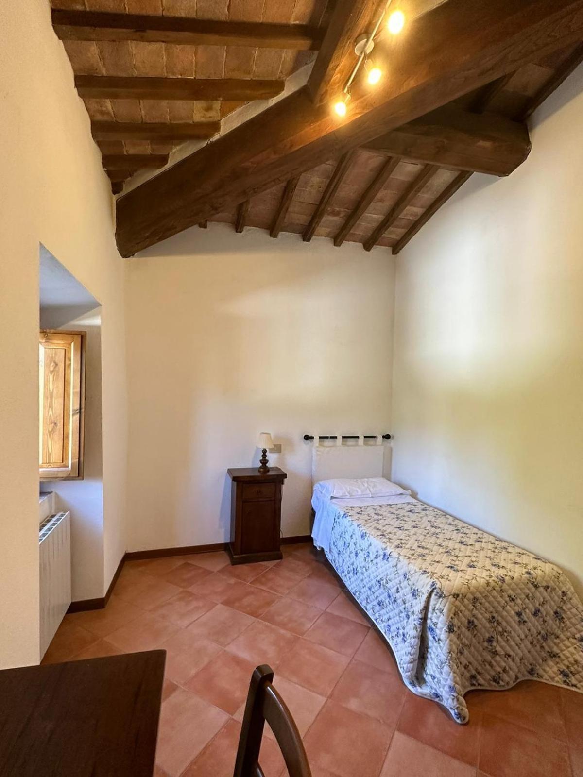 Agriturismo Il Canneto Casole dʼElsa Kültér fotó