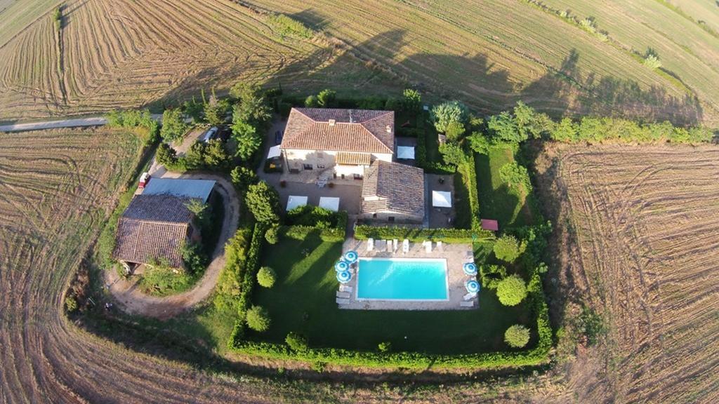 Agriturismo Il Canneto Casole dʼElsa Kültér fotó